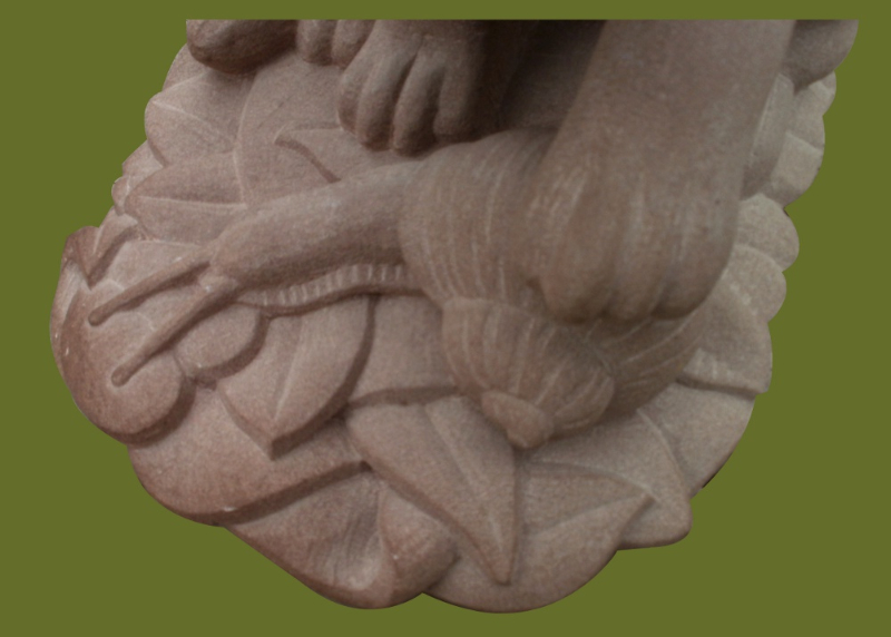 Chat curieux , escargot . Sculpture . Cabreraun