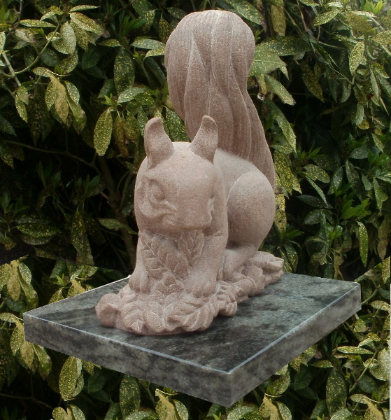 Écureuil , 1 , Sculpture . Cabreraun